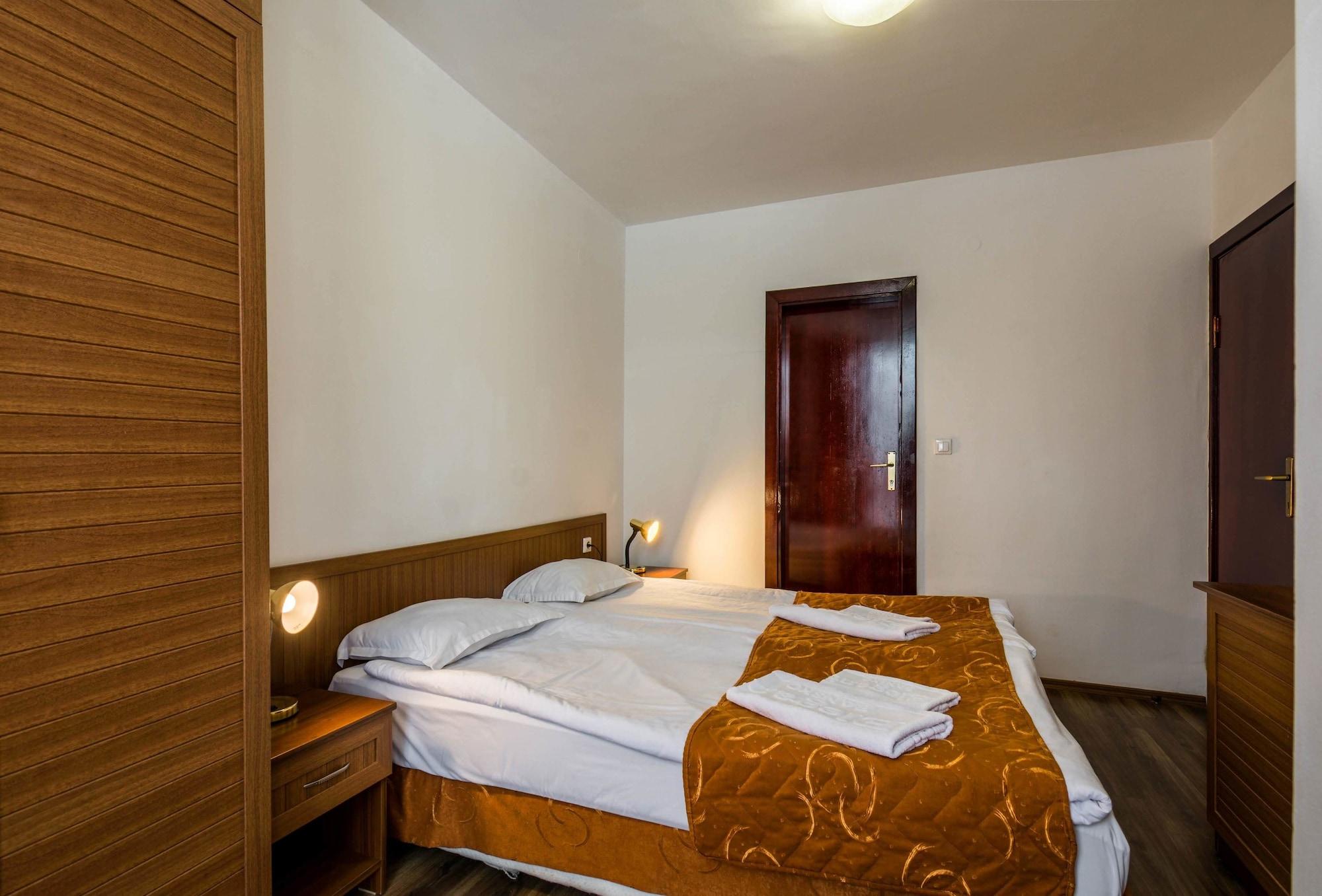 Elegant Lux Hotel Bansko Bagian luar foto