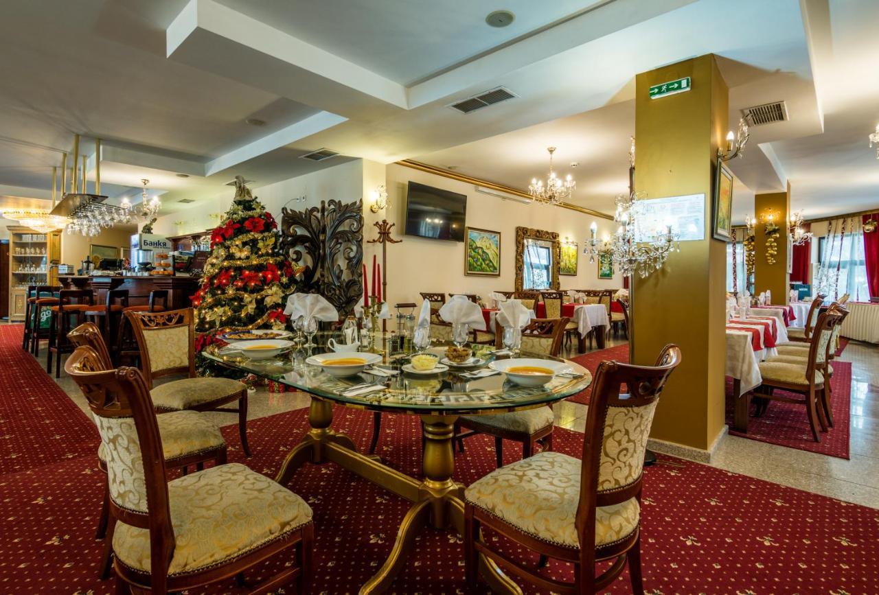 Elegant Lux Hotel Bansko Bagian luar foto