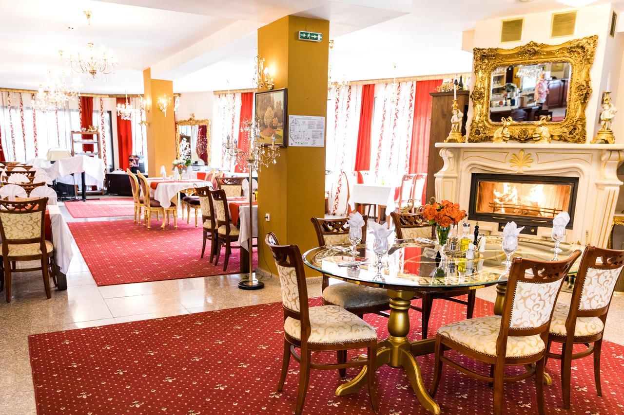 Elegant Lux Hotel Bansko Bagian luar foto